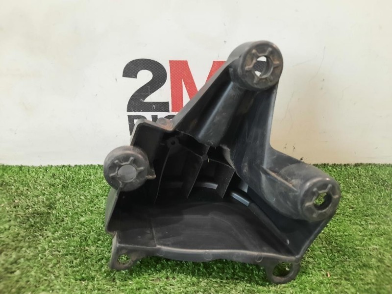 Staffa Sostegno Intparaurti POST DX 9683195680 Peugeot 3008 I 2009