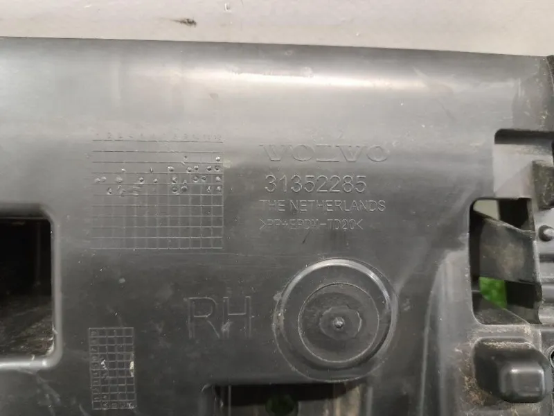 Staffa Sostegno Intparaurti POST DX 31352285 Volvo V60 I 2013