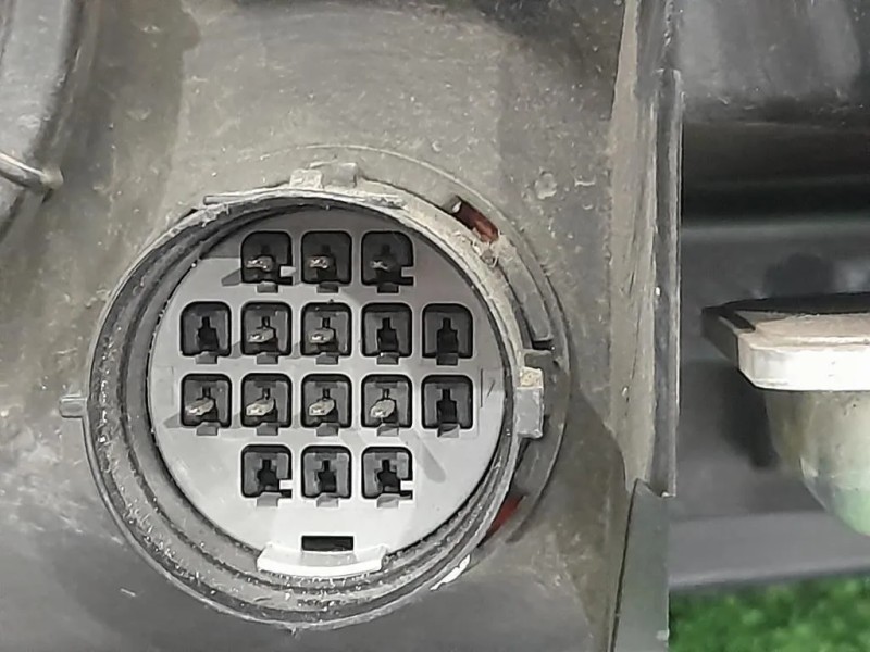 Proiettore ANT DX 6H4213W030DA8LPO Land Rover Range Rover III 2002