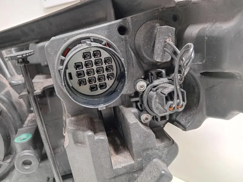 Proiettore ANT DX BJ32-13W029-DE Land Rover Range Rover Evoque I 2011