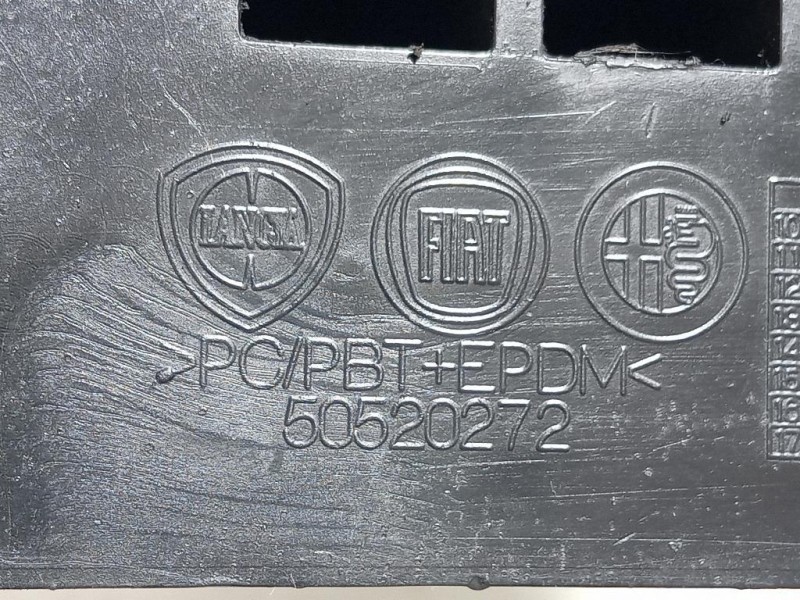 Staffa Sostegno Paraurti ANT DX 50520272 Alfa Romeo Giulietta 2013
