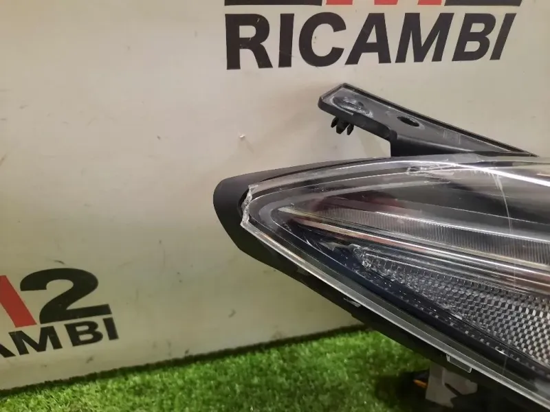 Proiettore ANT DX BHR251030 Mazda 3 III 2014