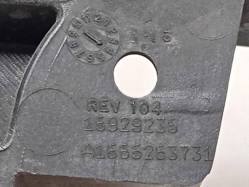 Staffa Sostegno Paraurti ANT DX