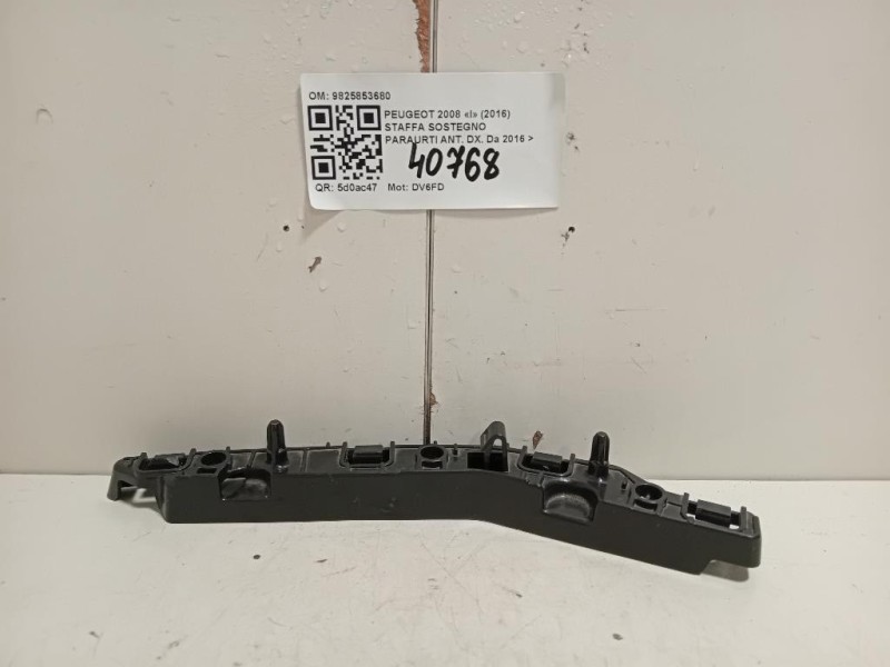 Staffa Sostegno Paraurti ANT DX 9825853680 Peugeot 2008 I 2016