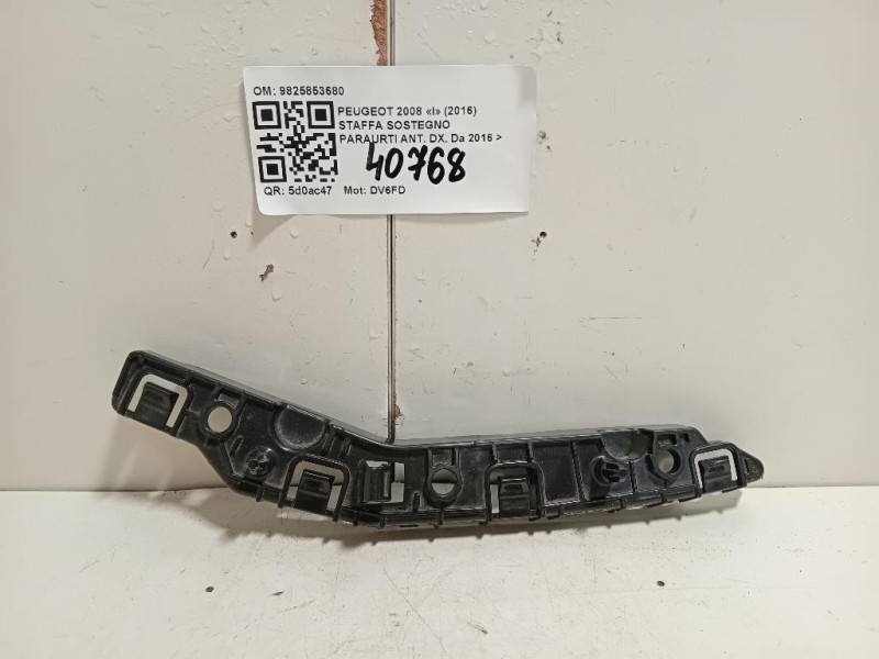 Staffa Sostegno Paraurti ANT DX 9825853680 Peugeot 2008 I 2016