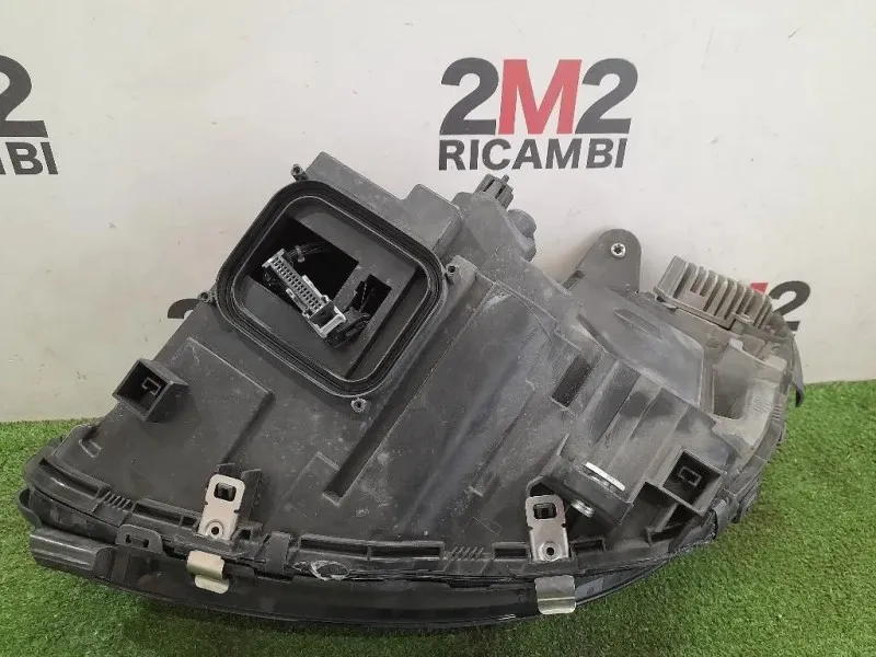 Proiettore ANT DX A2059067403 Mercedes Classe C W205 2014