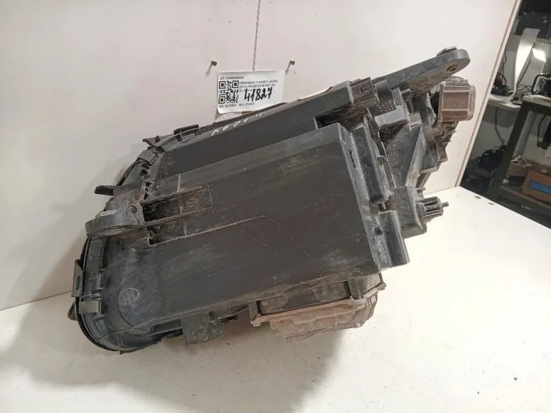 Proiettore ANT DX A2059069504 Mercedes Classe C W205 2014