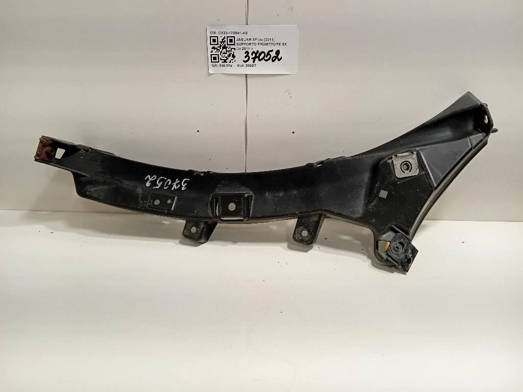 Staffa Sostegno Paraurti ANT SX CX23-17E841-AB Jaguar XF I 2011