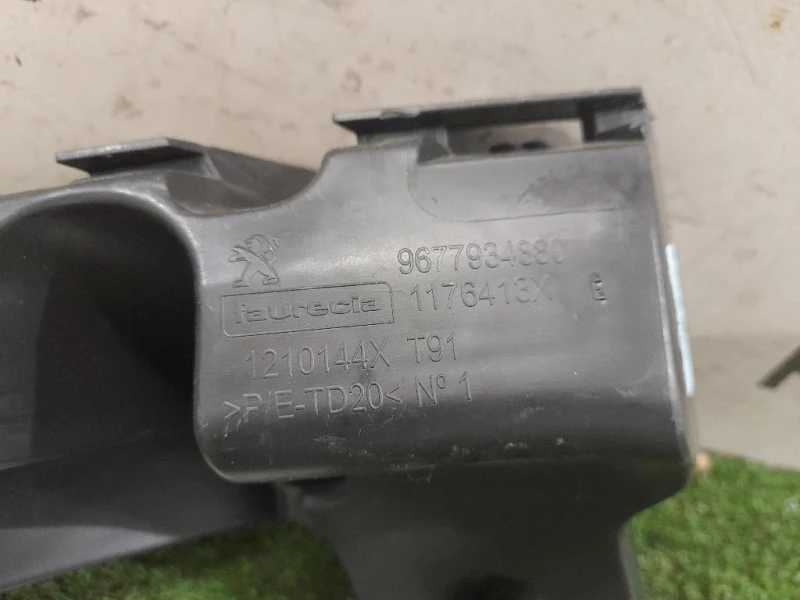 Staffa Sostegno Paraurti ANT SX 9677934880 SX Peugeot 308 II 2014