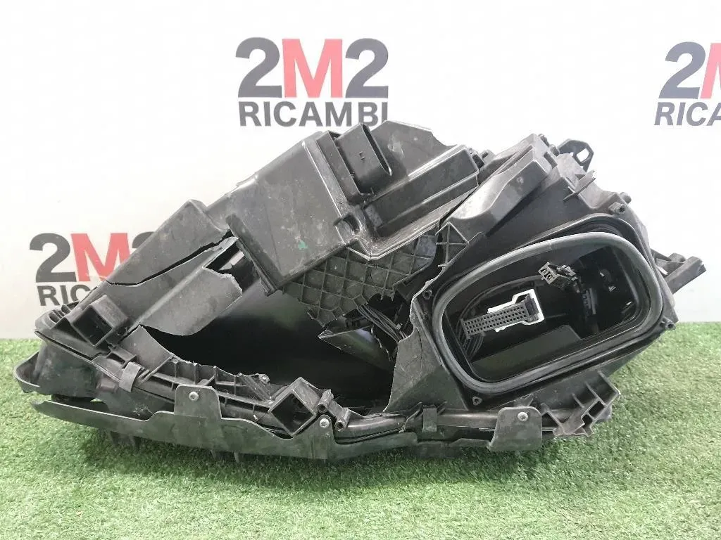 Proiettore ANT DX A1569067000 Mercedes Classe GLA X156 2017