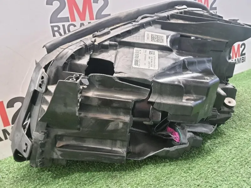 Proiettore ANT DX A1569067000 Mercedes Classe GLA X156 2017