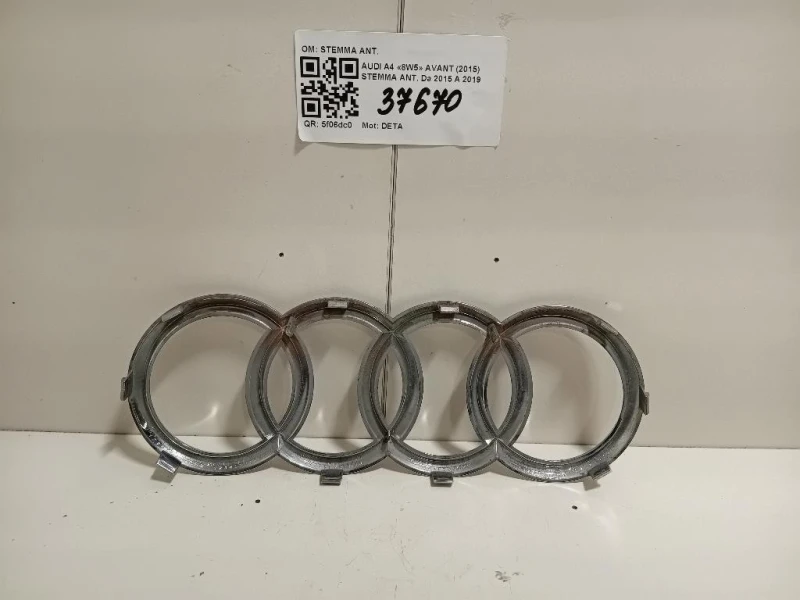Stemma ANT 8T08536052ZZ Audi A4 8W5 Avant 2015