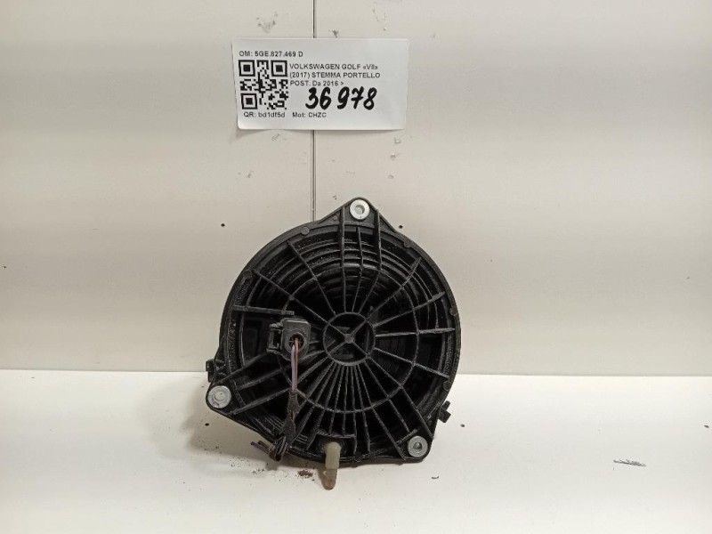 Stemma Portello POST 5G9827469D Volkswagen GOLF VII 2017