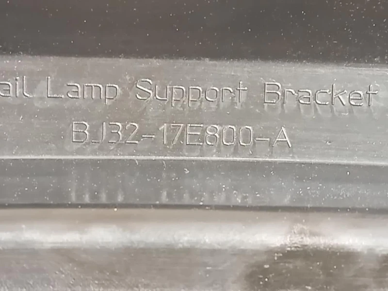 Supporto Fanale POST DX BJ3217E800A Land Rover Range Rover Evoque I 2011