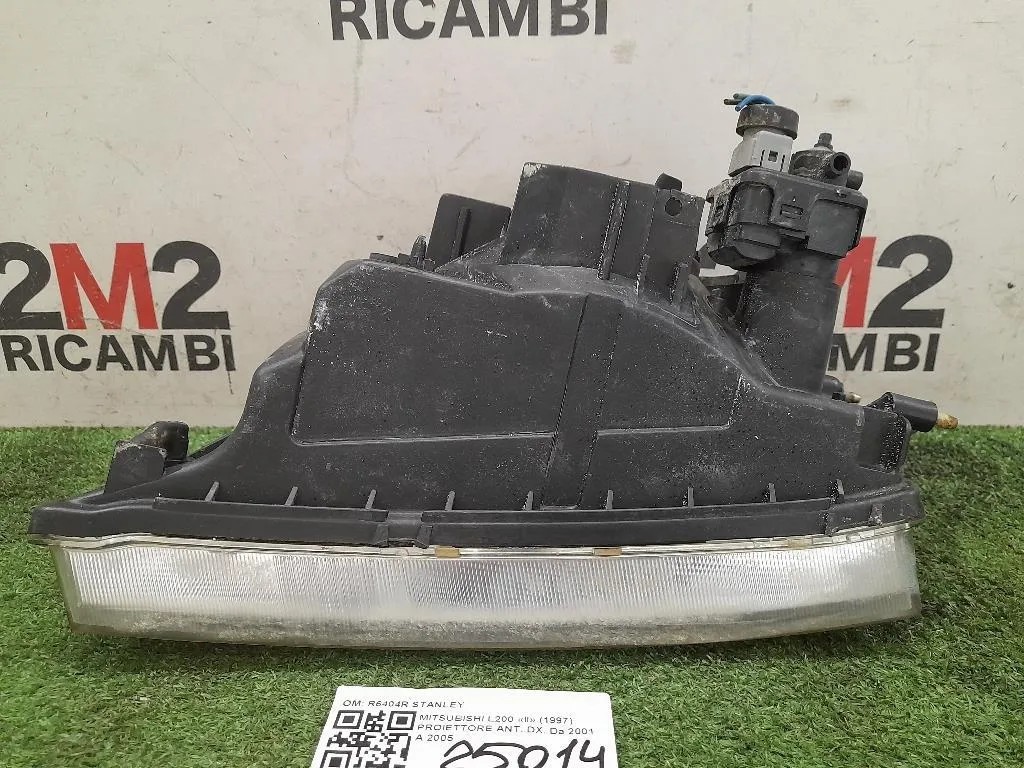 Proiettore ANT DX R6404R STANLEY Mitsubishi L200 II 1997