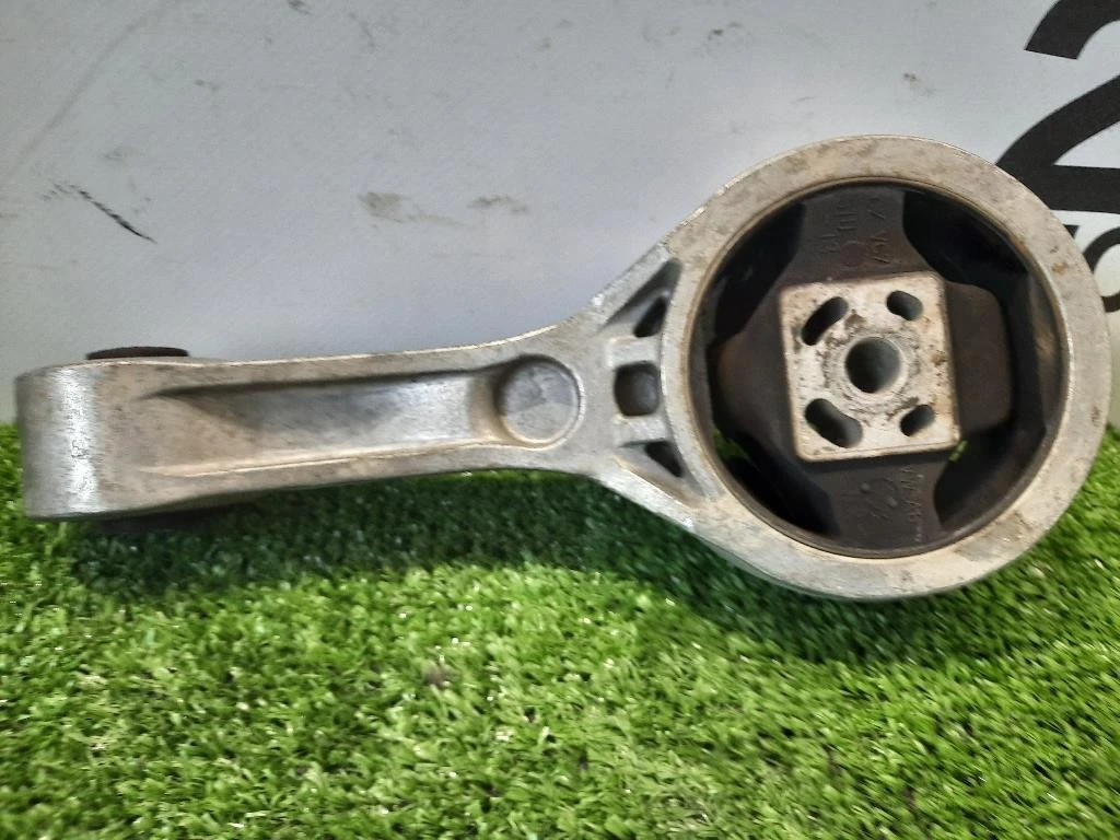 Supporto Gomma Motore Bielletta 6C0199851J Volkswagen POLO VI 2014
