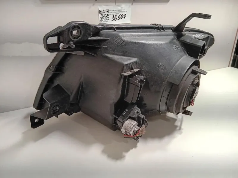 Proiettore ANT DX 8301A350 Mitsubishi Pajero IV 2007