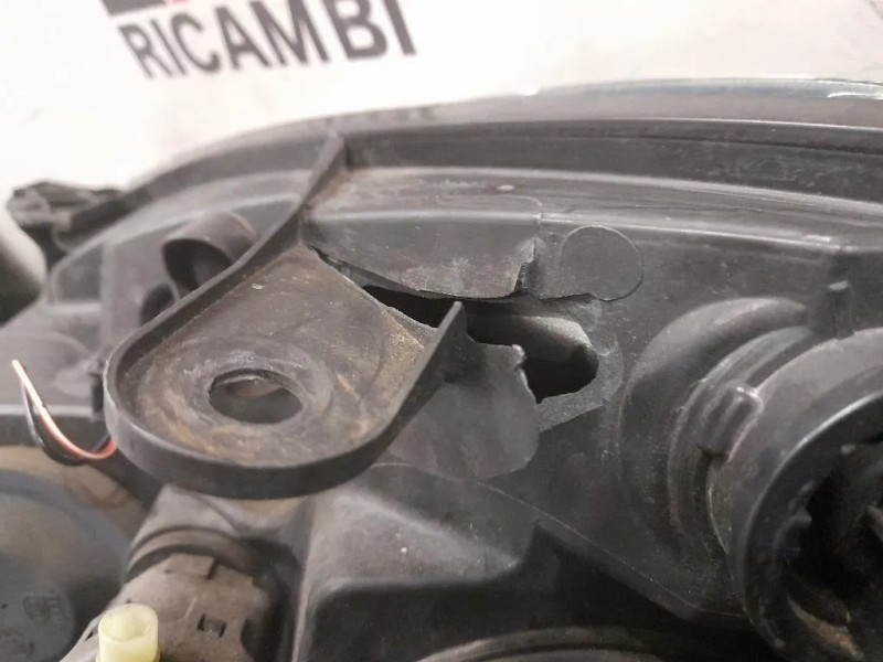 Proiettore ANT DX 26010JD00E Nissan Qashqai I 2007