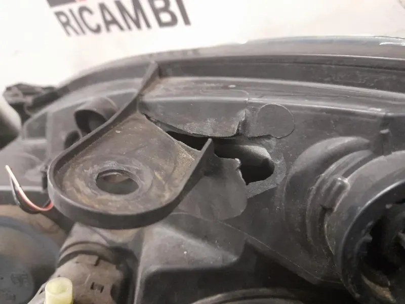 Proiettore ANT DX 26010JD00E Nissan Qashqai I 2007