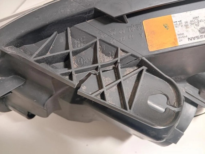 Proiettore ANT DX 26010BR02A FARO LUCE PROIETTORE Nissan Qashqai I 2010