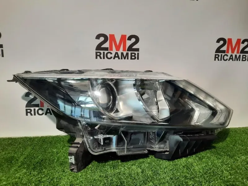 Proiettore ANT DX 260104EH2A 100-18013 Nissan Qashqai II 2014