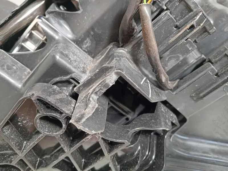 Proiettore ANT DX 100-19012 Nissan Qashqai II 2017