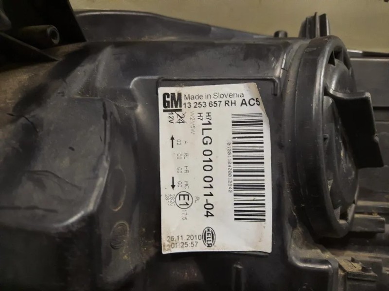 Proiettore ANT DX 13253657 1LG010011 Opel Astra J 2010