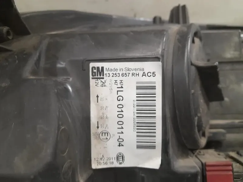 Proiettore ANT DX 13253657 Opel Astra J 2010
