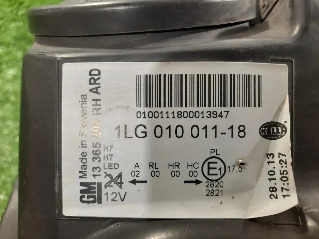 Proiettore ANT DX 1LG010011-18 Opel Astra J 2012