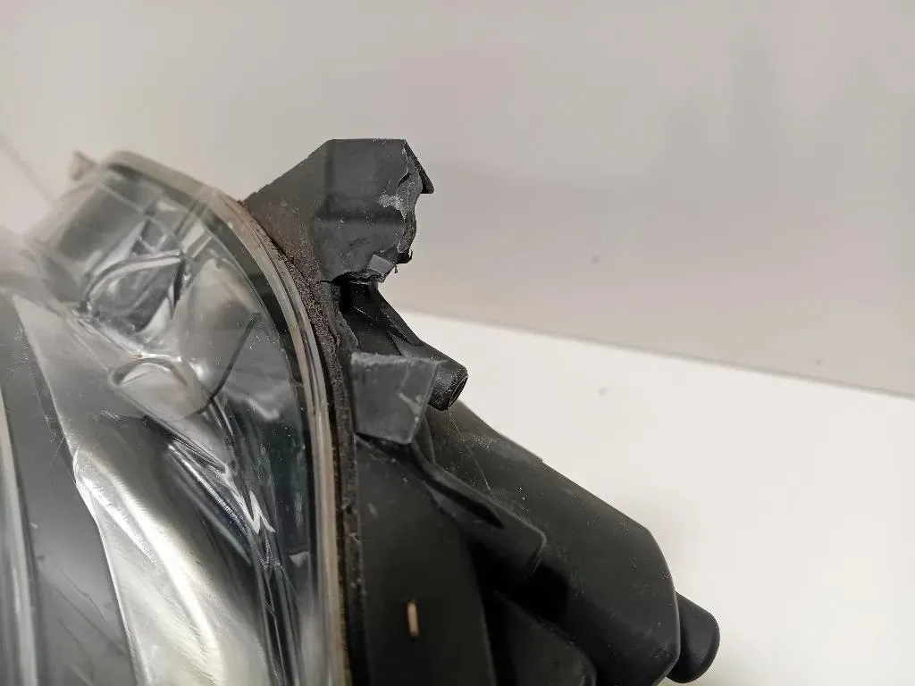 Proiettore ANT DX 1LG010011-70 Opel Astra J 2012