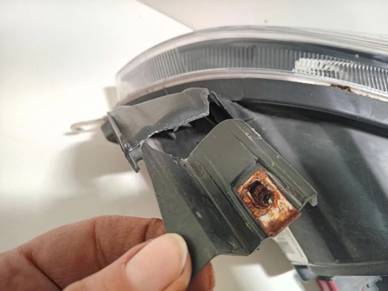 Proiettore ANT DX 1LG010011-70 Opel Astra J 2012