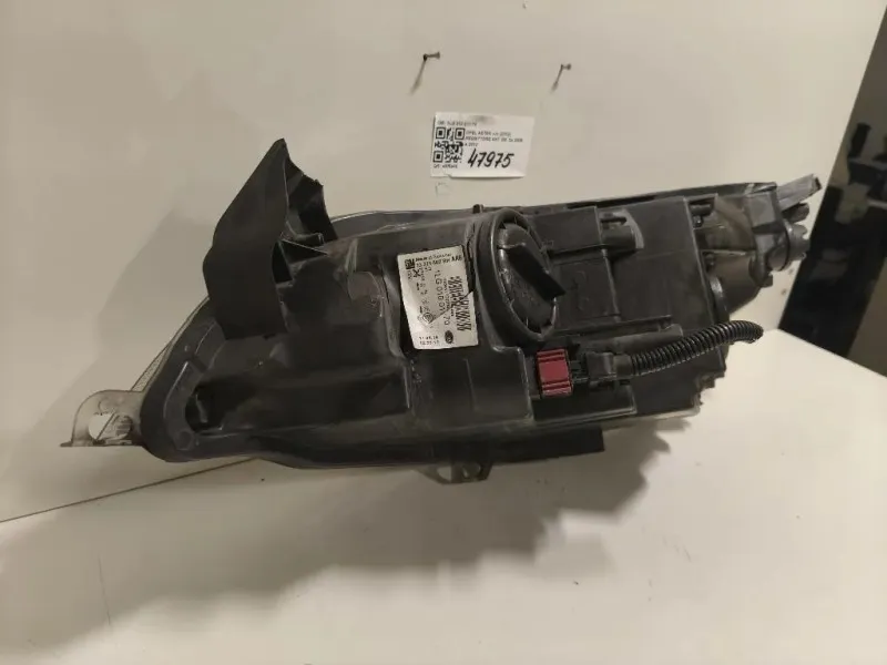 Proiettore ANT DX 1LG 010 011 70 Opel Astra J 2012