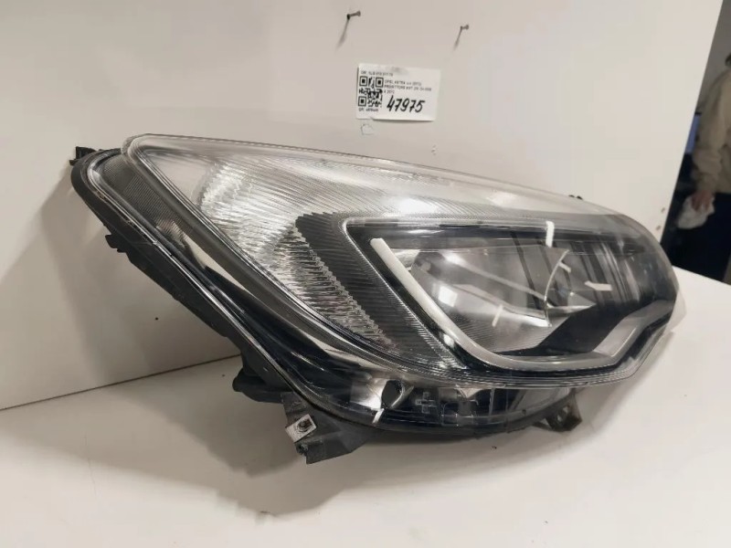 Proiettore ANT DX 1LG 010 011 70 Opel Astra J 2012