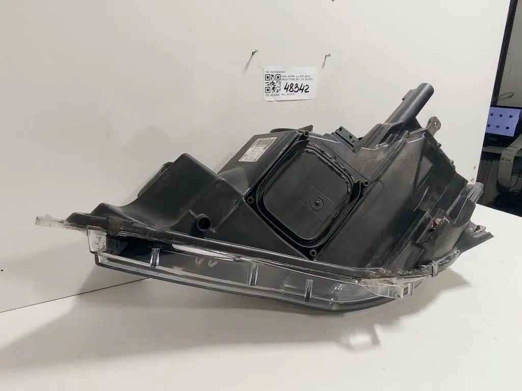 Proiettore ANT DX 030126260200 Opel Astra J GTC 2010