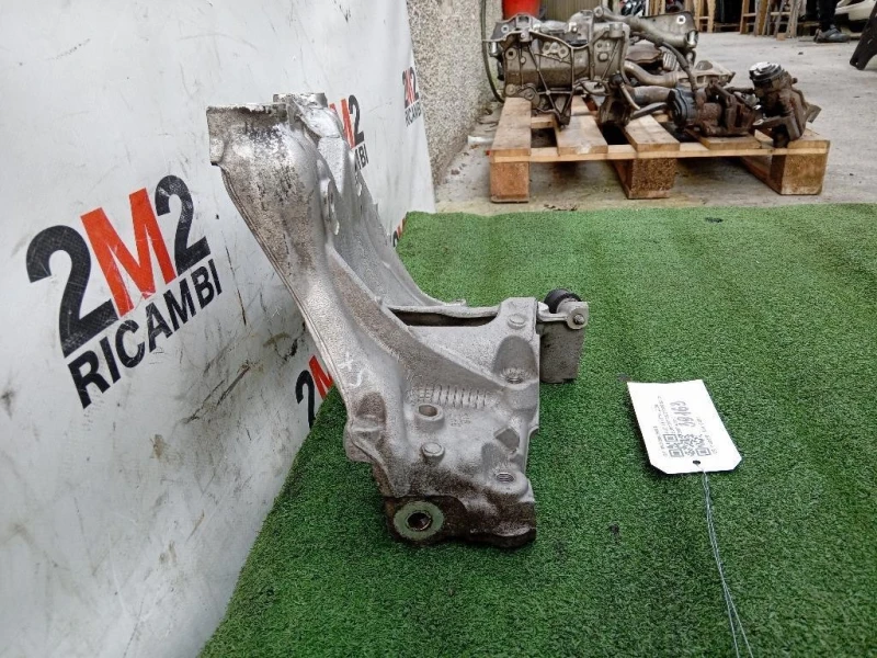 Supporto Motore SX 8W0 399 2985 E Audi A5 8T3 2008