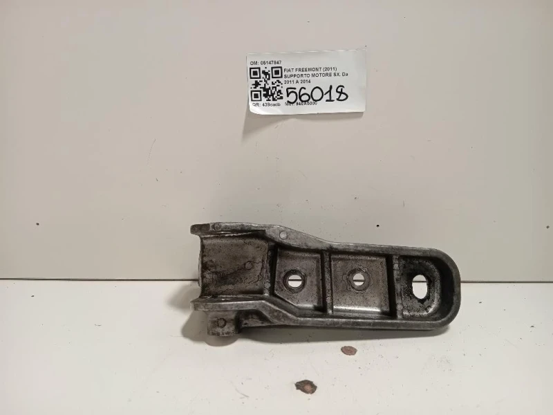 Supporto Motore SX 05147847 Fiat Freemont 2011