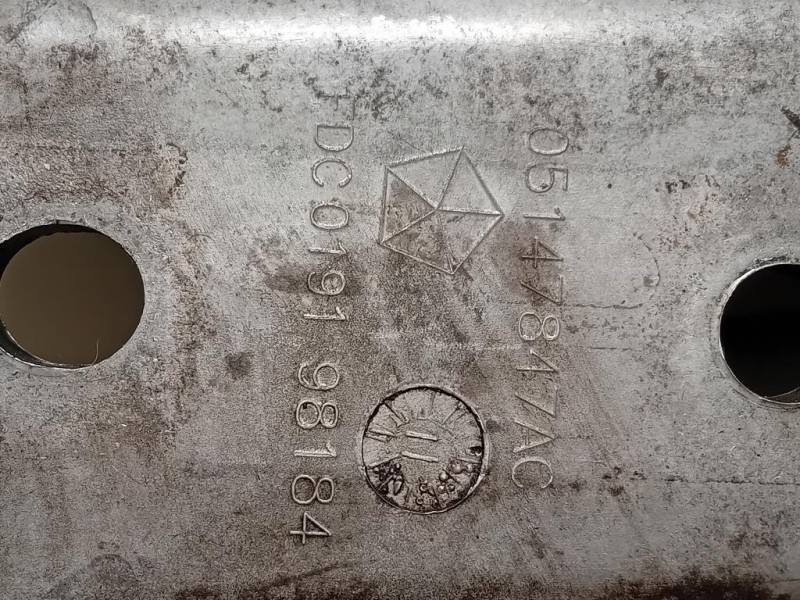 Supporto Motore SX 05147847 Fiat Freemont 2011