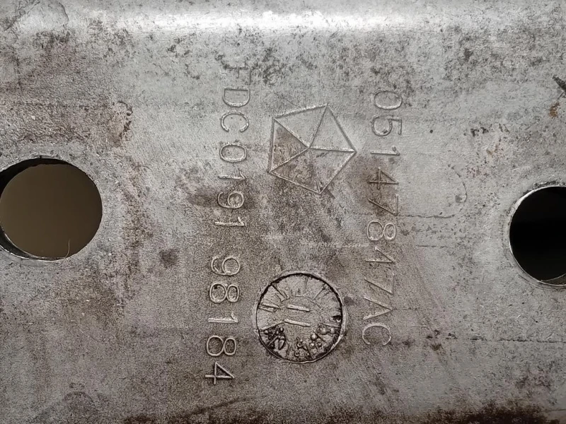 Supporto Motore SX 05147847 Fiat Freemont 2011