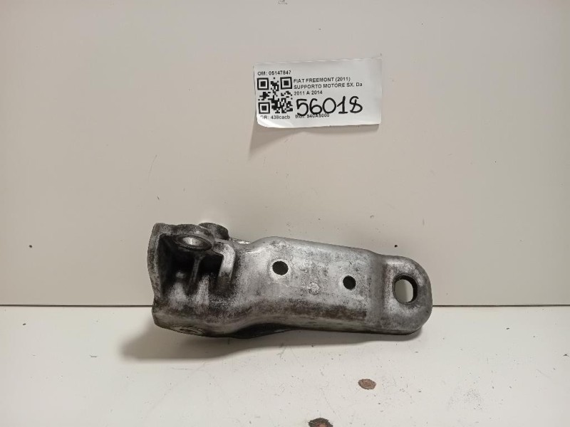 Supporto Motore SX 05147847 Fiat Freemont 2011