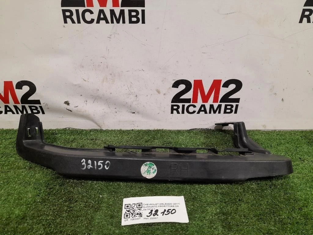 Supporto Proiettore DX Chevrolet Orlando 2011