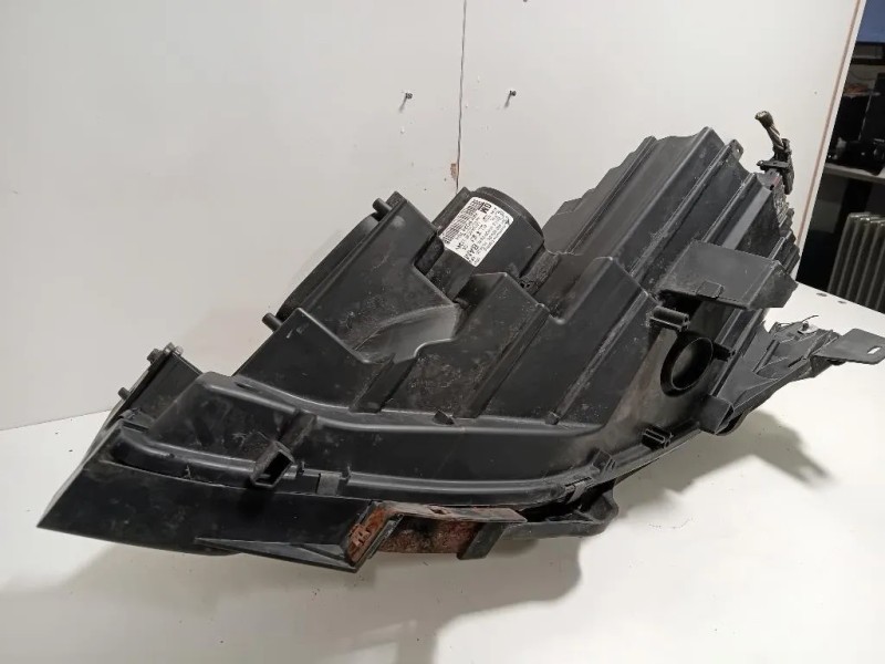 Proiettore ANT DX 39009024 DESTRO DX Opel Zafira C 2012