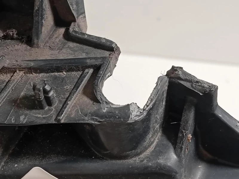 Supporto Proiettore DX A1666200291 DIFETTO IN FOTO Mercedes Classe ML W166 2012