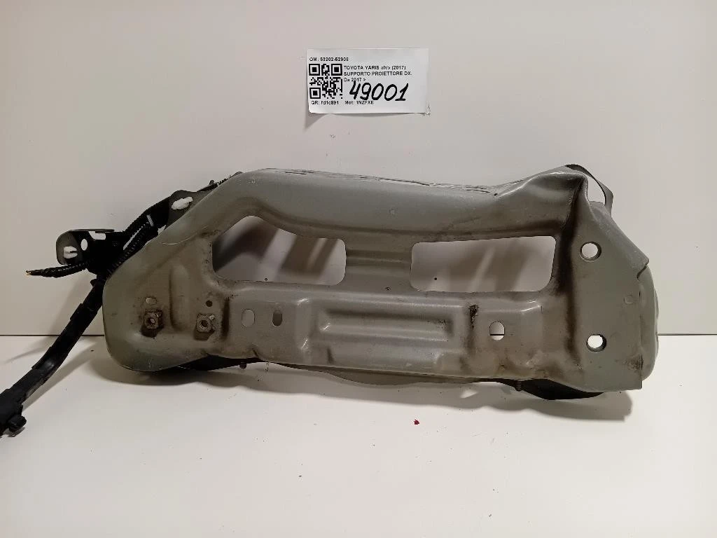 Supporto Proiettore DX 53202-52908 Toyota Yaris IV 2017