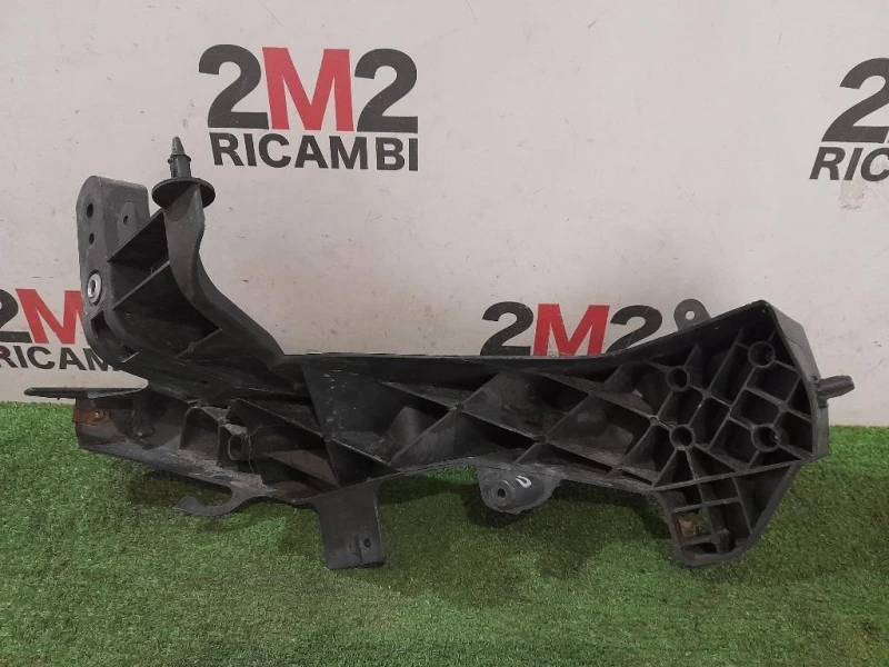 Supporto Proiettore Interno SX M149789 Jeep Cherokee IV 2008