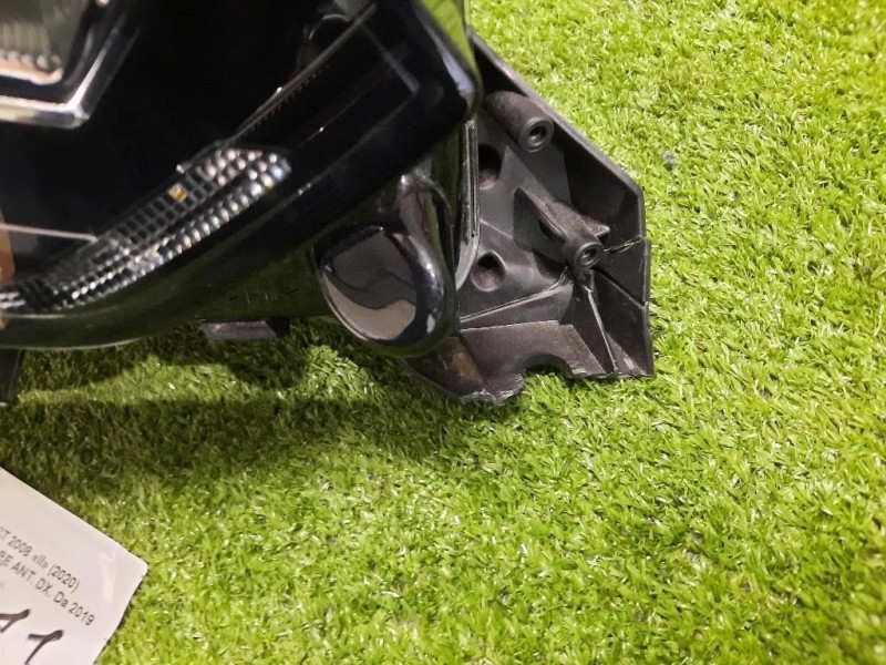 Proiettore ANT DX 9833036180 Peugeot 2008 II 2020