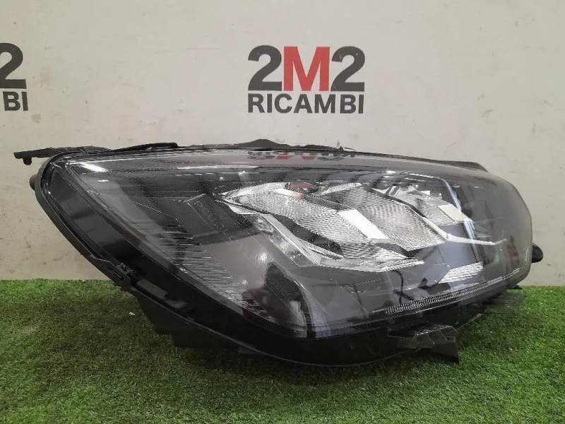 Proiettore ANT DX 9833036180 Peugeot 2008 II 2020
