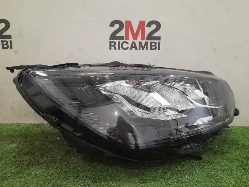 Proiettore ANT DX 9833036180 Peugeot 2008 II 2020