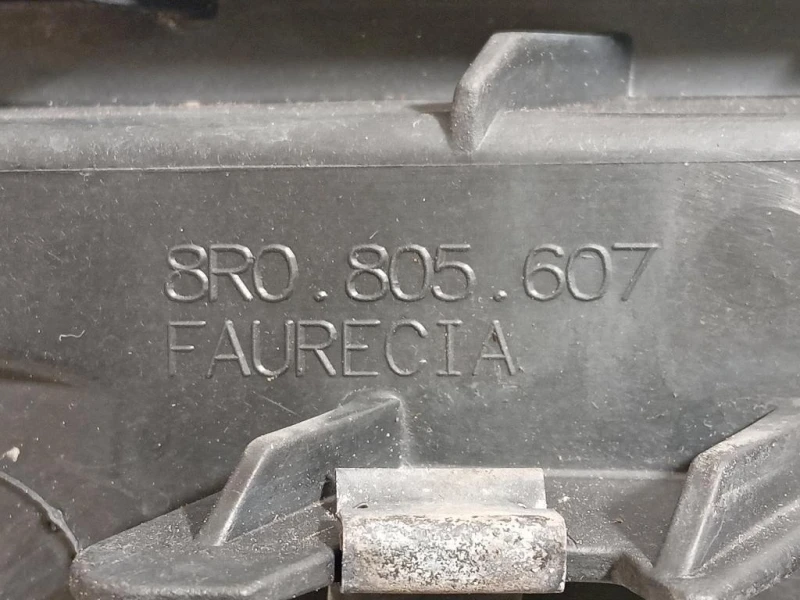 Supporto Proiettore SX 8R0 805 607 Audi Q5 8RB 2012