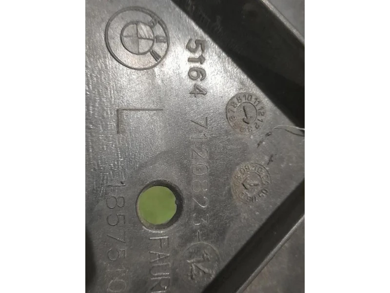 Supporto Proiettore SX 51647120823 Bmw Serie 1 E87 Berlina 2005