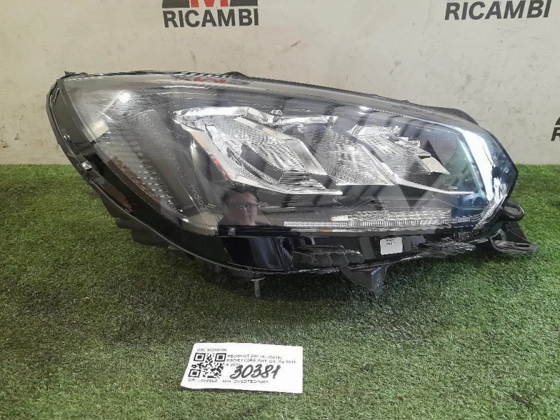 Proiettore ANT DX 90200108 Peugeot 208 II 2019